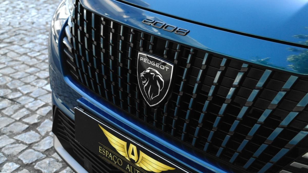 peugeot-e-2008-2025-eletrico-0cc