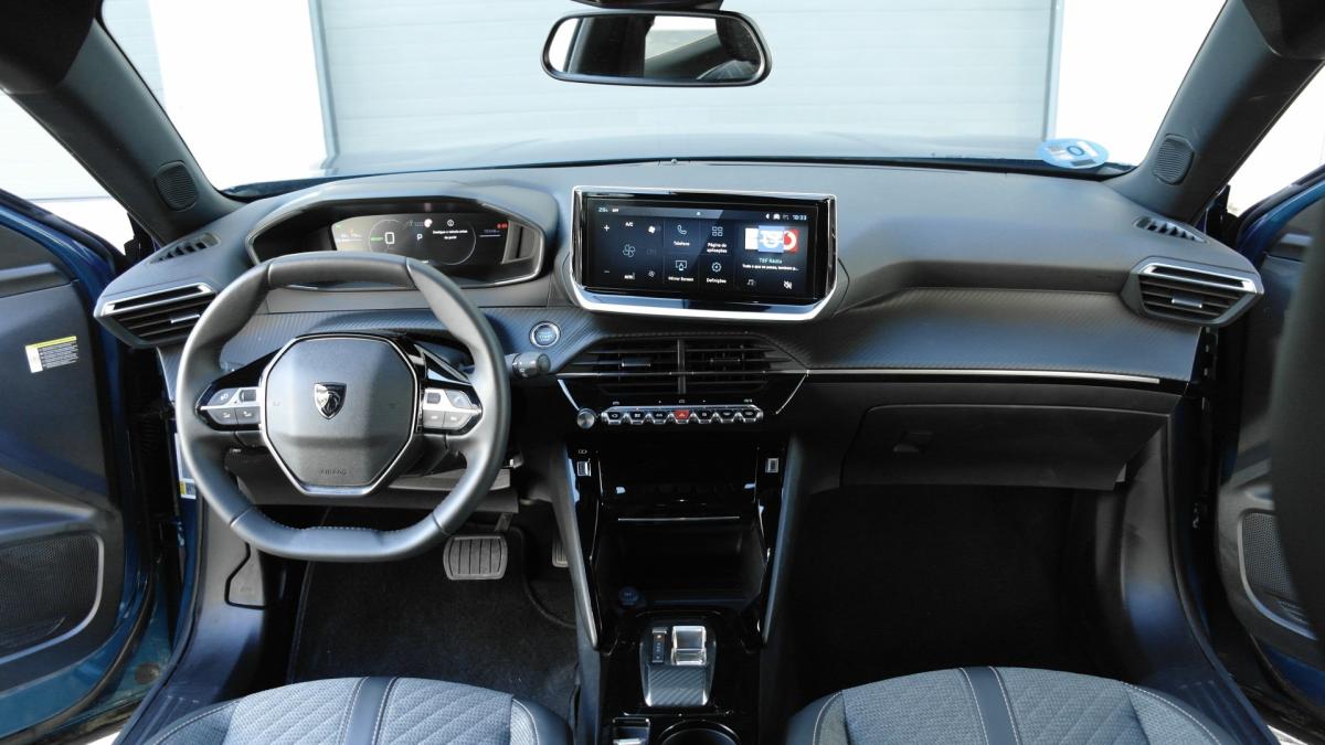 peugeot-e-2008-2025-eletrico-0cc