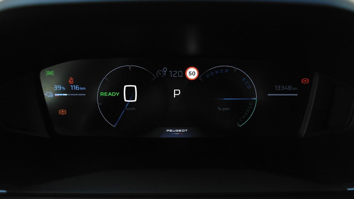 peugeot-e-2008-2025-eletrico-0cc