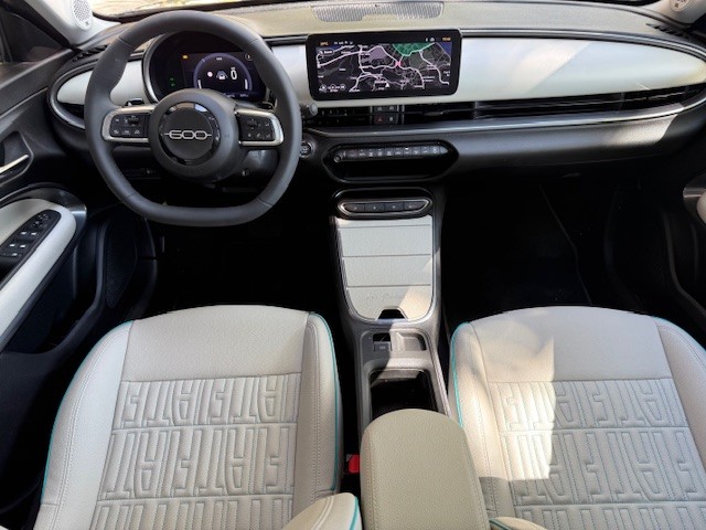 fiat-600-2025-gasolina-1199cc