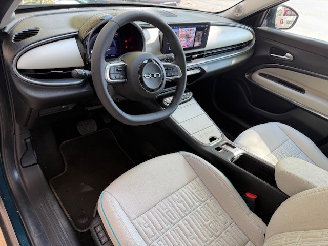 fiat-600-2025-gasolina-1199cc