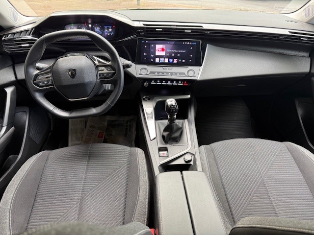 peugeot-308-sw-2023-gasolina-1199cc