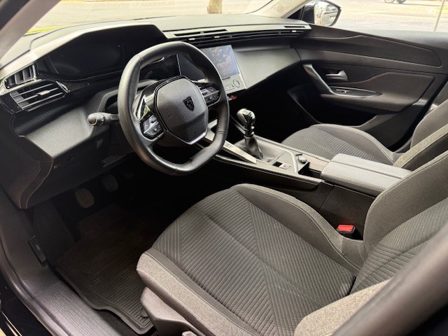 peugeot-308-sw-2023-gasolina-1199cc