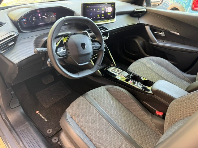 peugeot-2008-2025-gasolina-1199cc