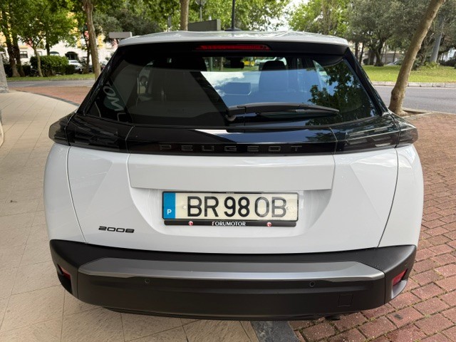 peugeot-2008-2025-gasolina-1199cc
