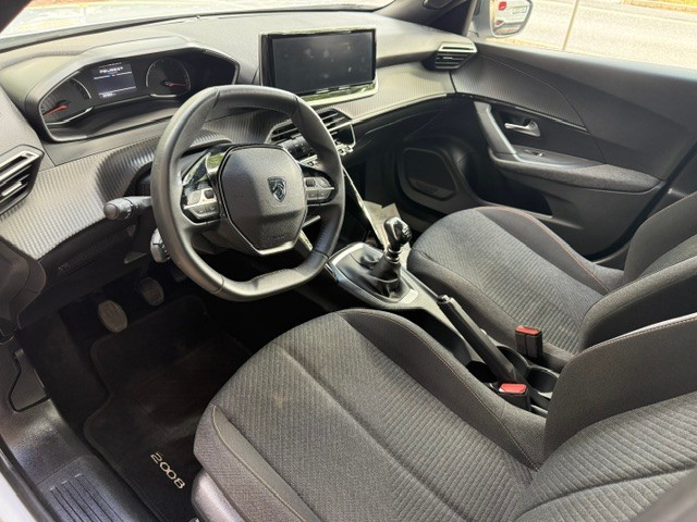 peugeot-2008-2025-gasolina-1199cc