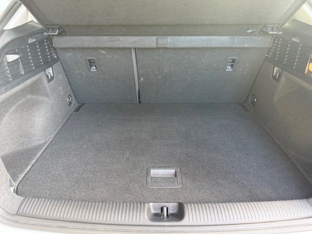 audi-q2-2024-gasolina-1498cc