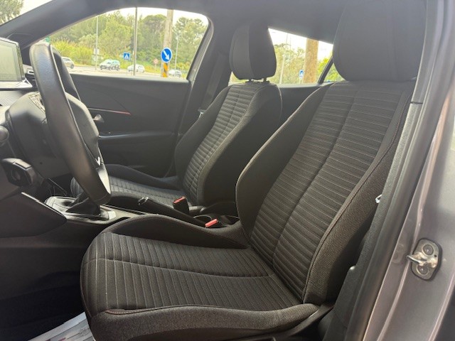 peugeot-2008-2023-gasolina-1199cc