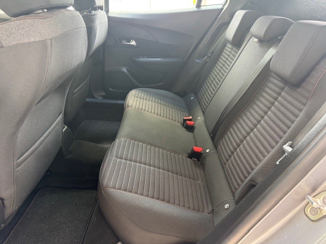 peugeot-2008-2023-gasolina-1199cc