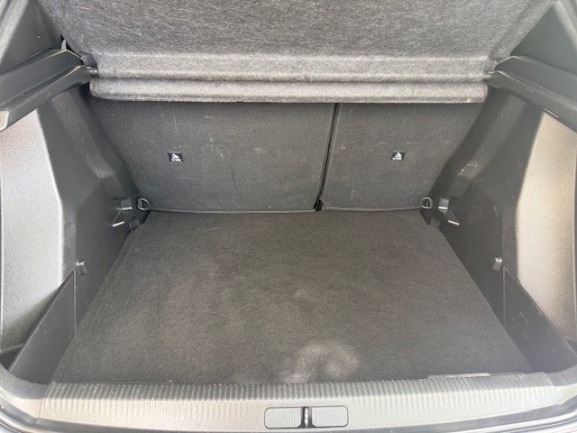 peugeot-2008-2023-gasolina-1199cc