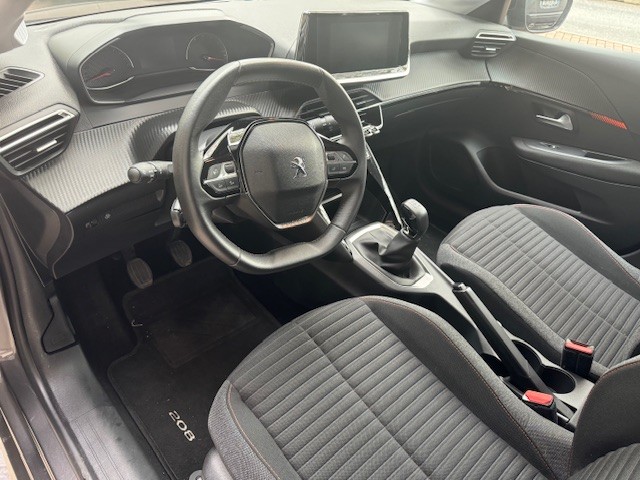 peugeot-208-2022-gasolina-1199cc