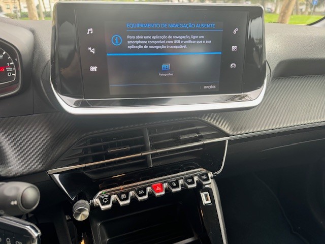 peugeot-208-2022-gasolina-1199cc