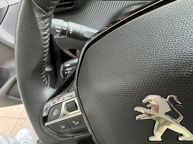 peugeot-208-2022-gasolina-1199cc