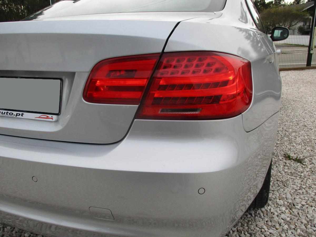 bmw-serie-3-320d-2010-diesel-1995cc