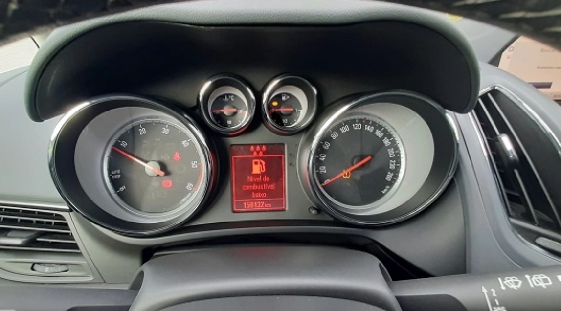 opel-zafira-1-6-cdti-2014-diesel-1598cc
