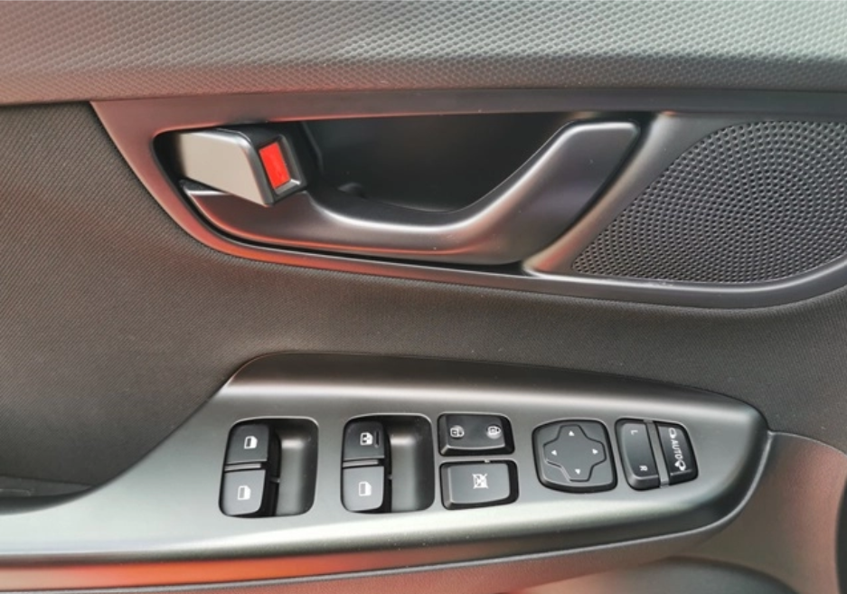 hyundai-kauai-1-0-120cv-2022-gasolina-998cc