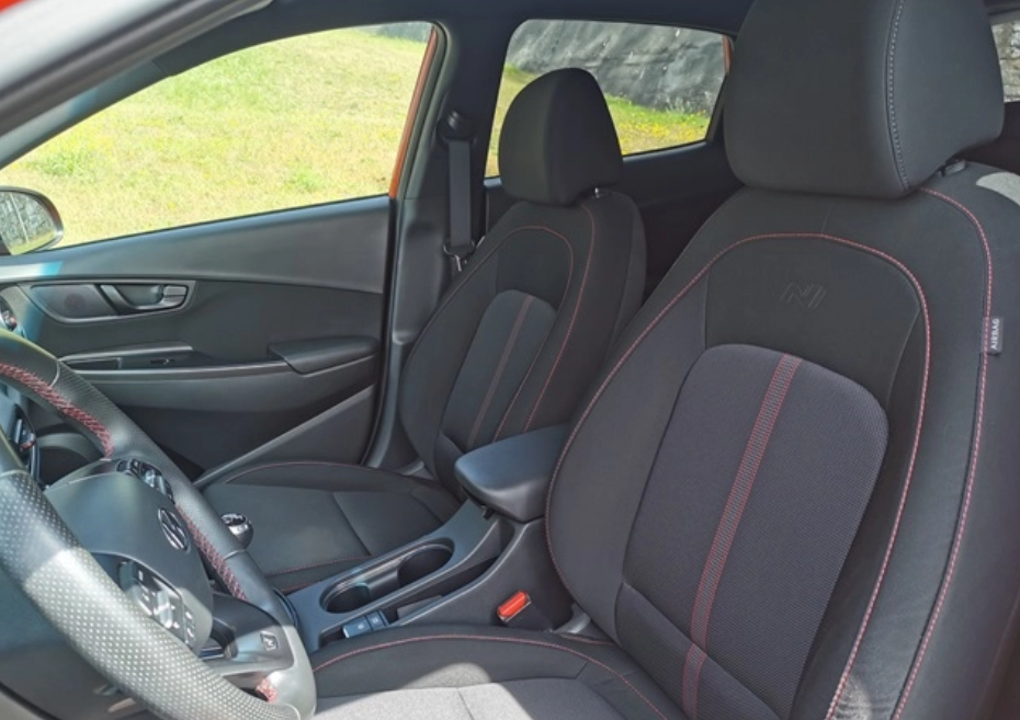 hyundai-kauai-1-0-120cv-2022-gasolina-998cc