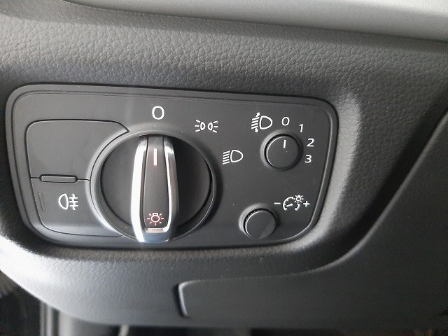 audi-a3-limousine-2014-diesel-1598cc