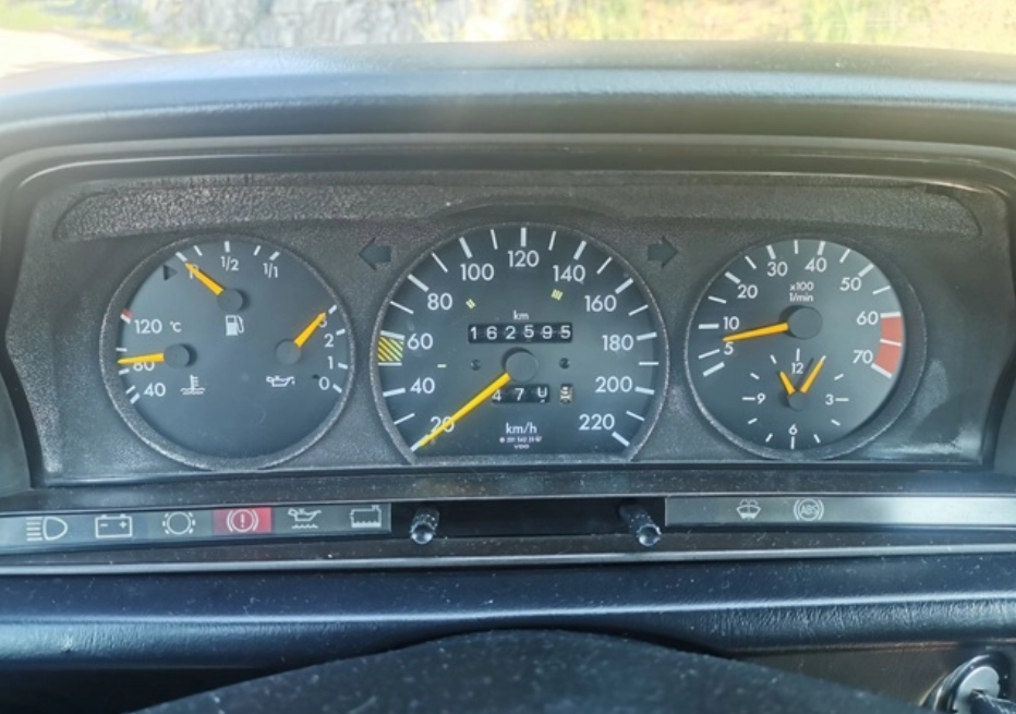 mercedes-benz-190-e-1-8-1992-gasolina-1737cc