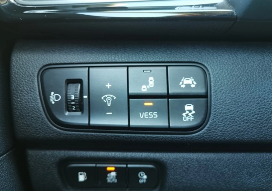 kia-niro-hybrid-1-6-gdi-2018-gasolina-1580cc