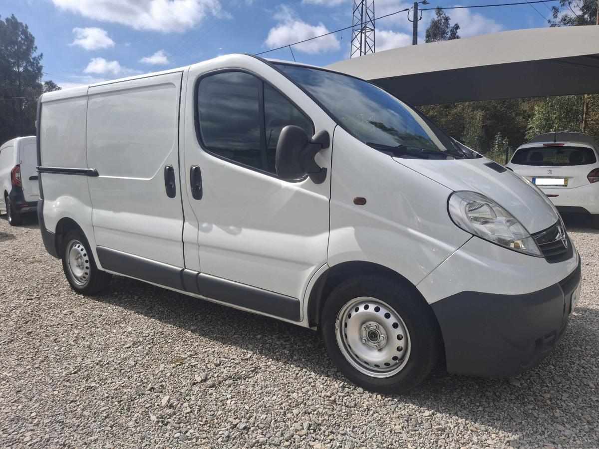 opel-vivaro-2-0cdti-2009-diesel-1995cc