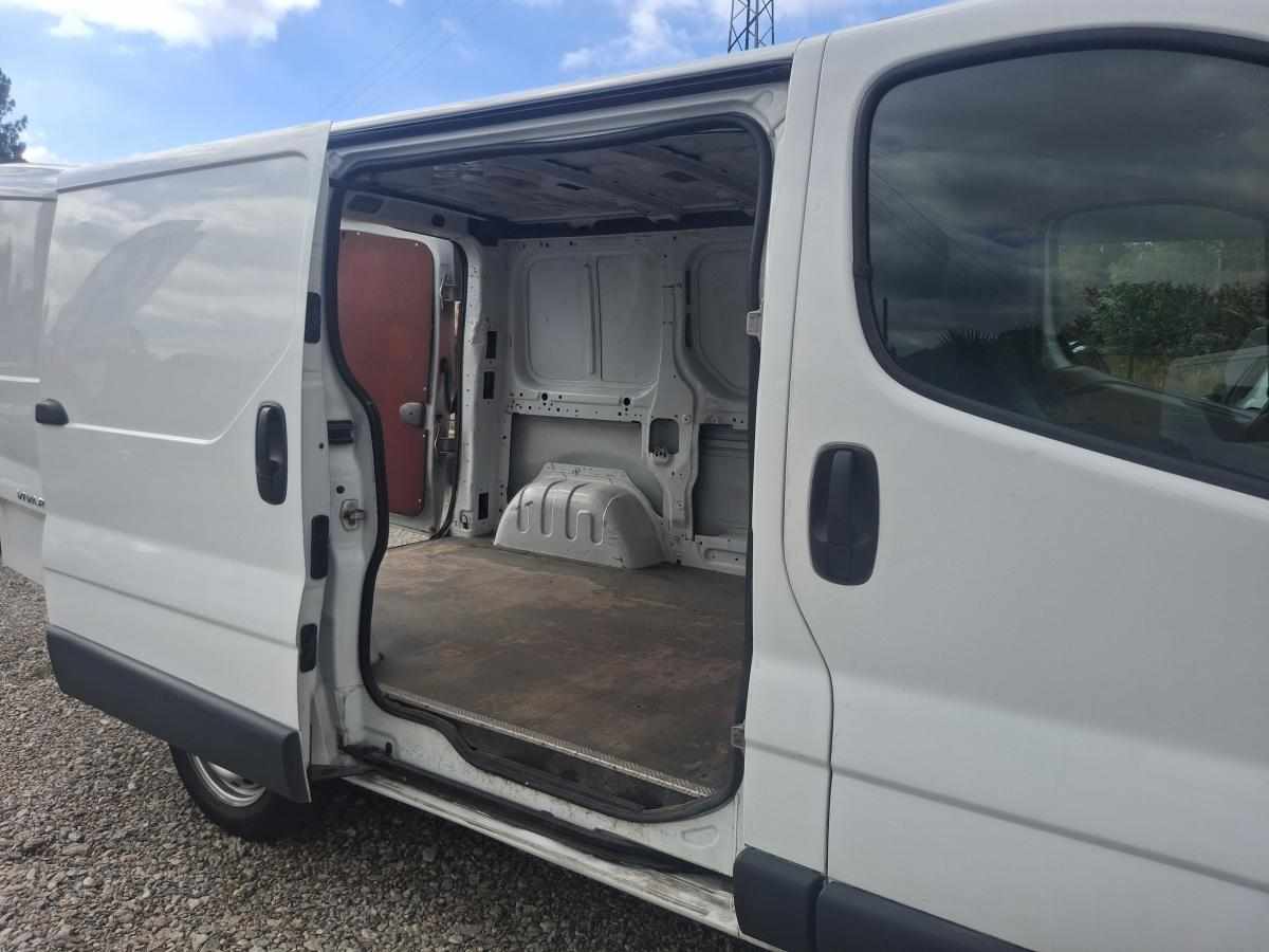 opel-vivaro-2-0cdti-2009-diesel-1995cc
