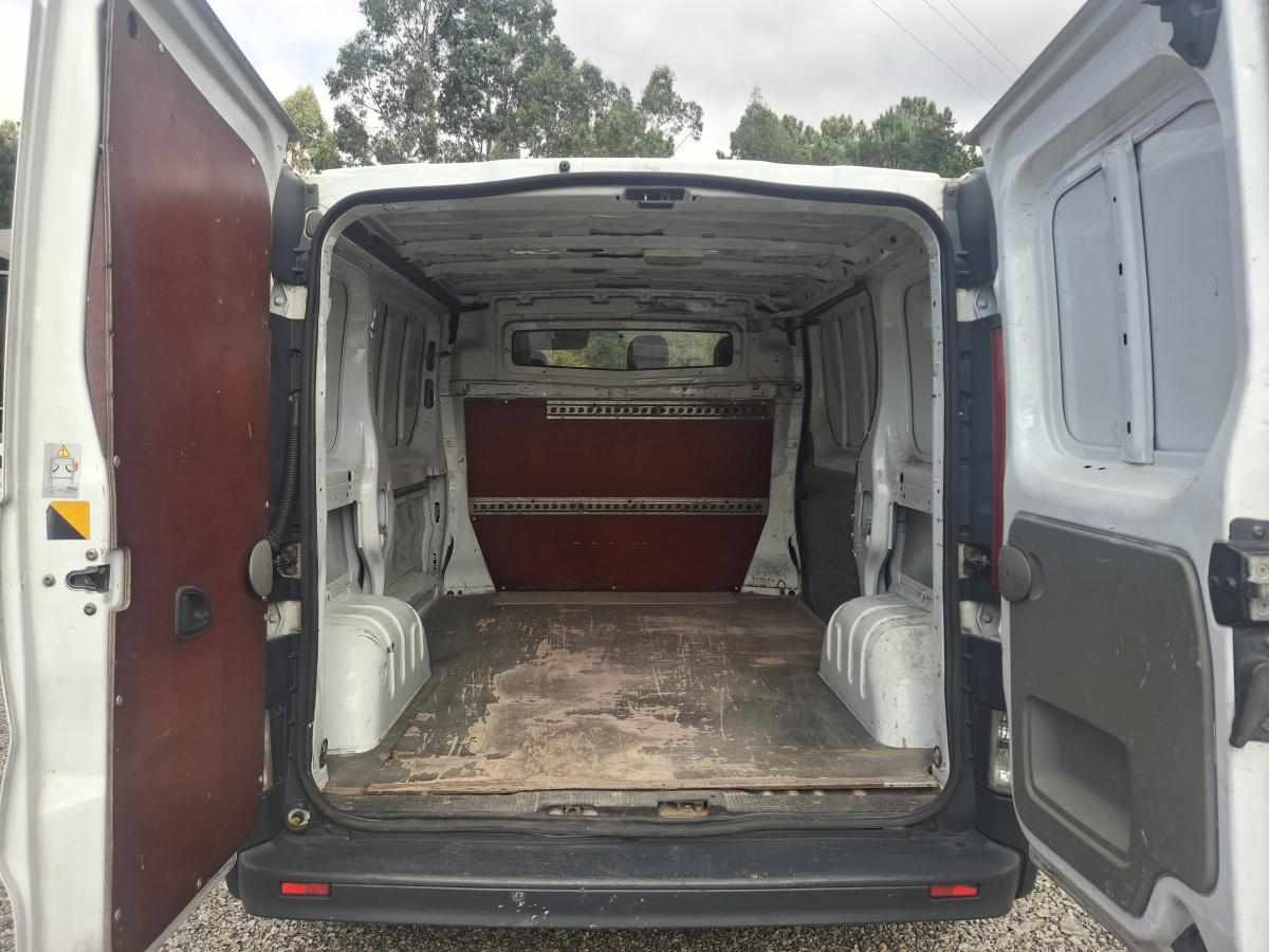 opel-vivaro-2-0cdti-2009-diesel-1995cc