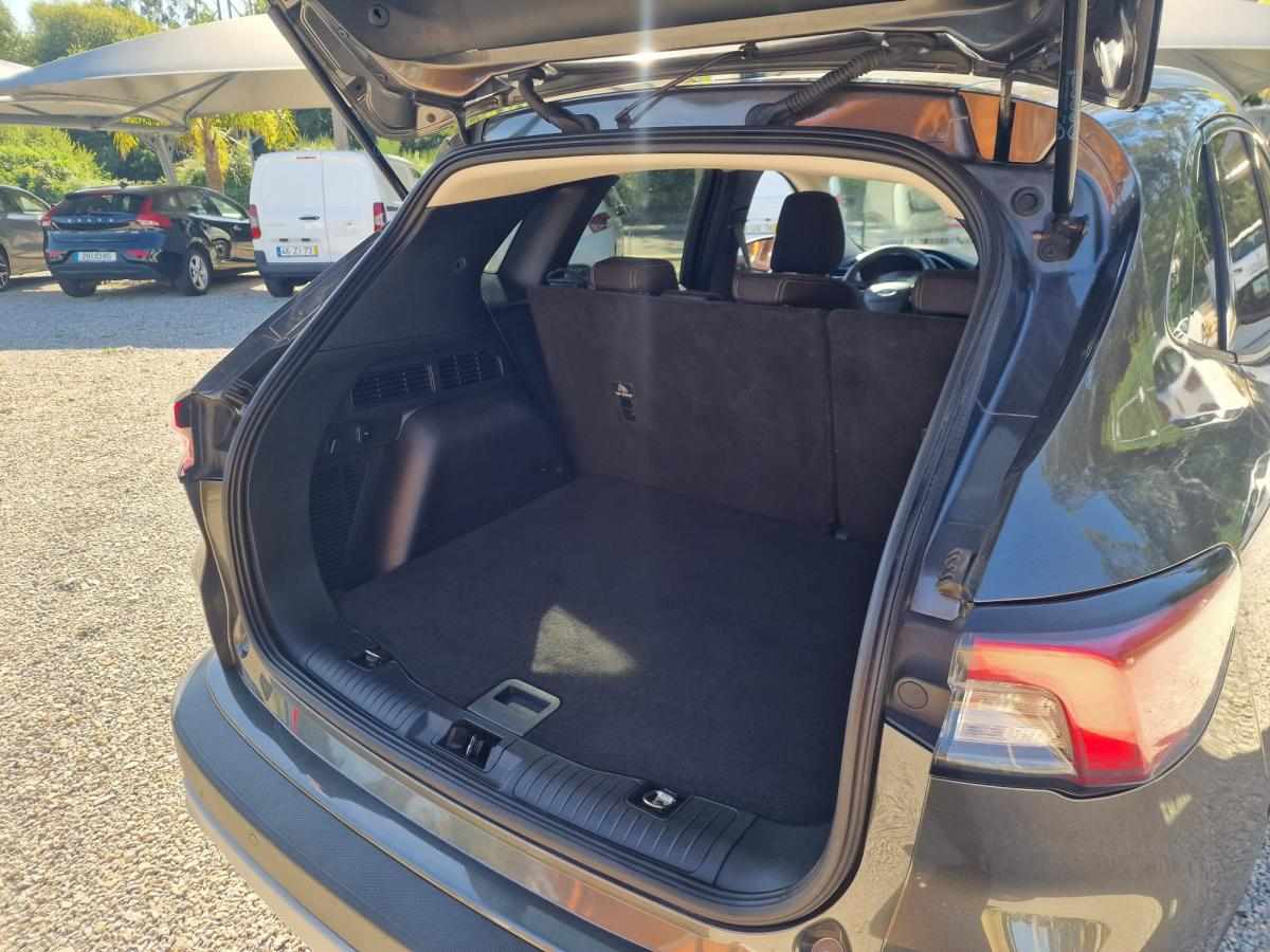 ford-kuga-1-5-120cv-2022-diesel-1499cc