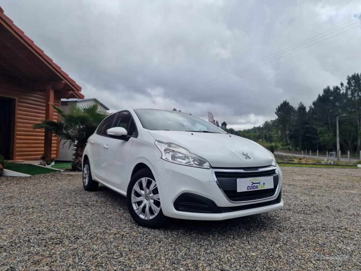peugeot-208-1-5-102cv-2019-diesel-1499cc