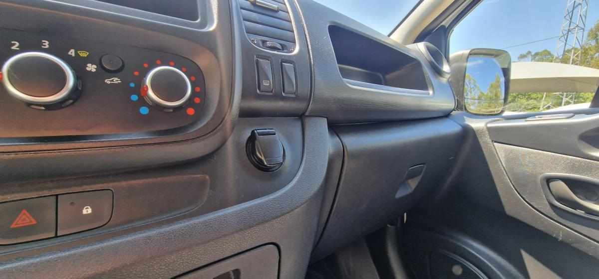renault-trafic-l2h2-2-0dci-2021-diesel-1995cc