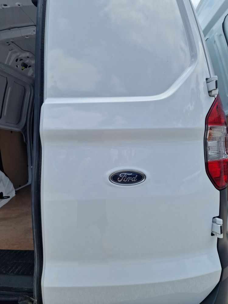ford-transit-courier-1-5-75cv-2018-diesel-1499cc