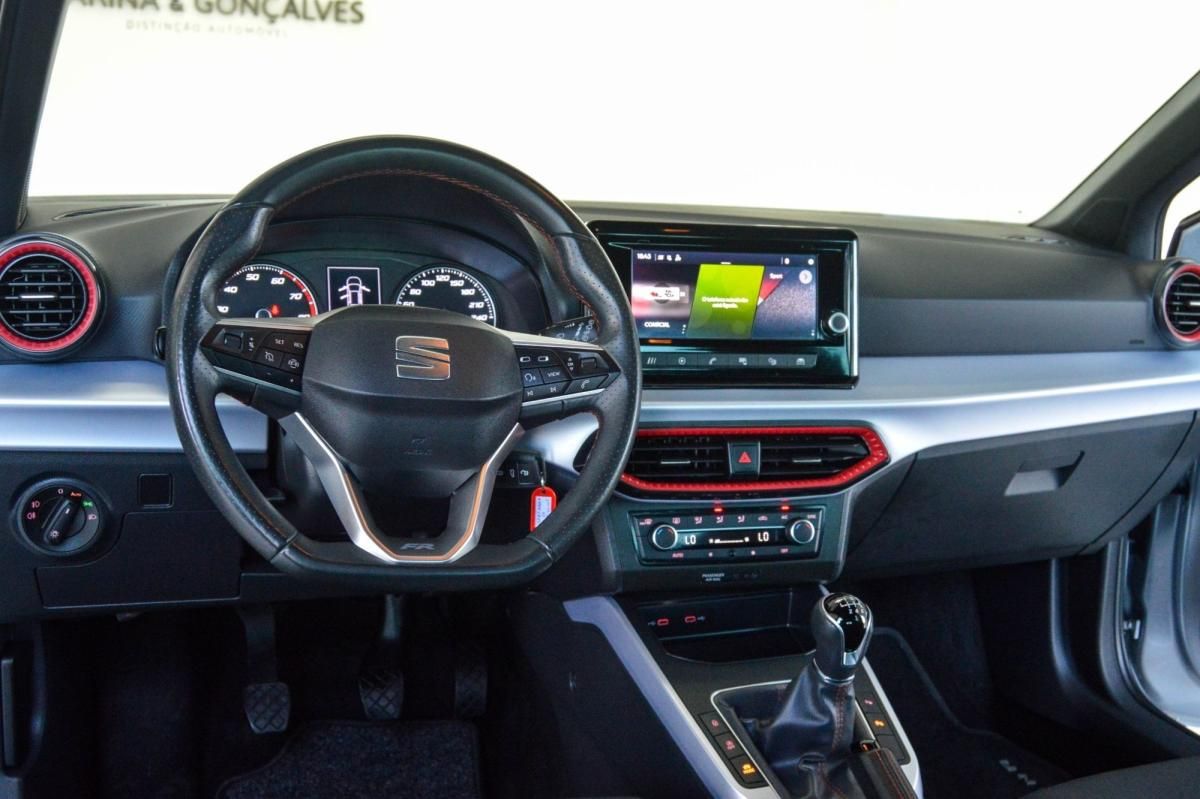 seat-arona-2021-gasolina-999cc