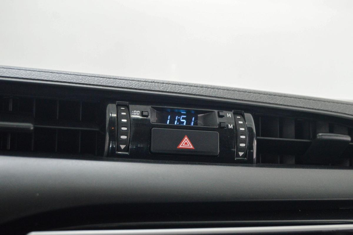 toyota-hilux-2018-diesel-2393cc