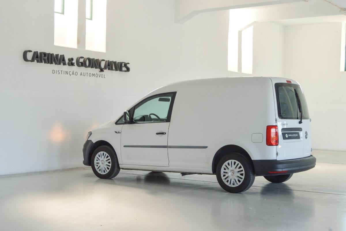 volkswagen-caddy-2020-diesel-1968cc