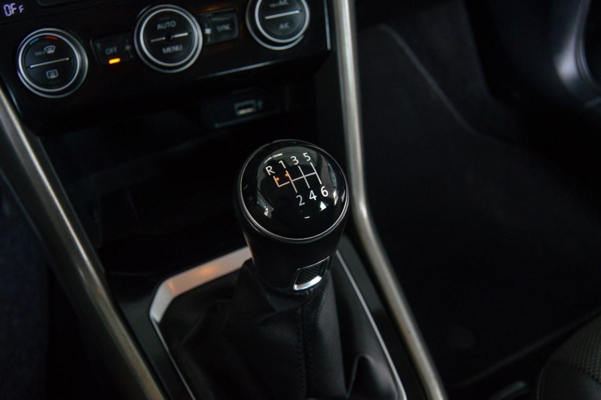 volkswagen-t-roc-2020-diesel-1598cc