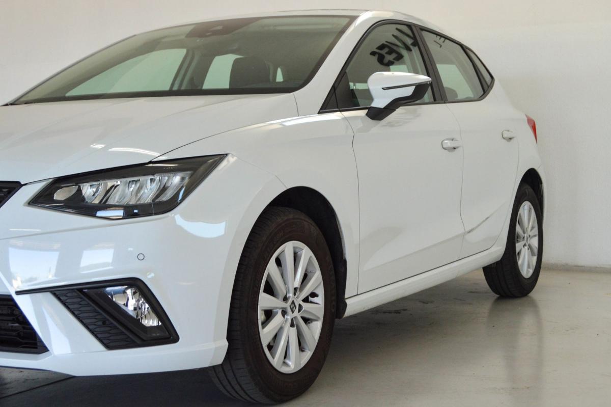 seat-ibiza-2023-gasolina-999cc