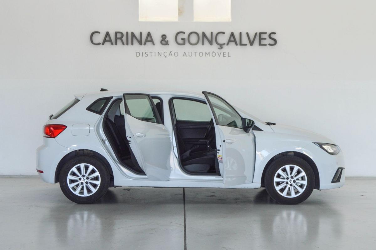 seat-ibiza-2023-gasolina-999cc