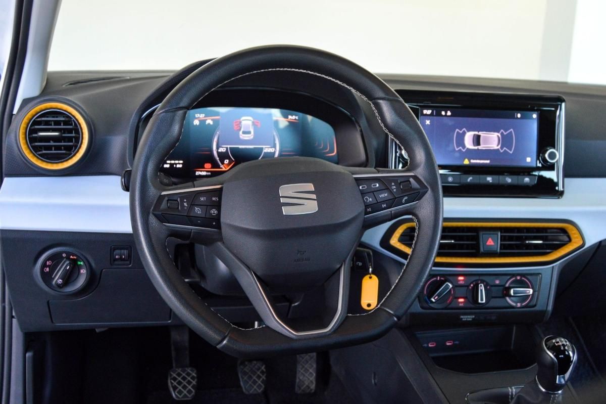 seat-ibiza-2023-gasolina-999cc