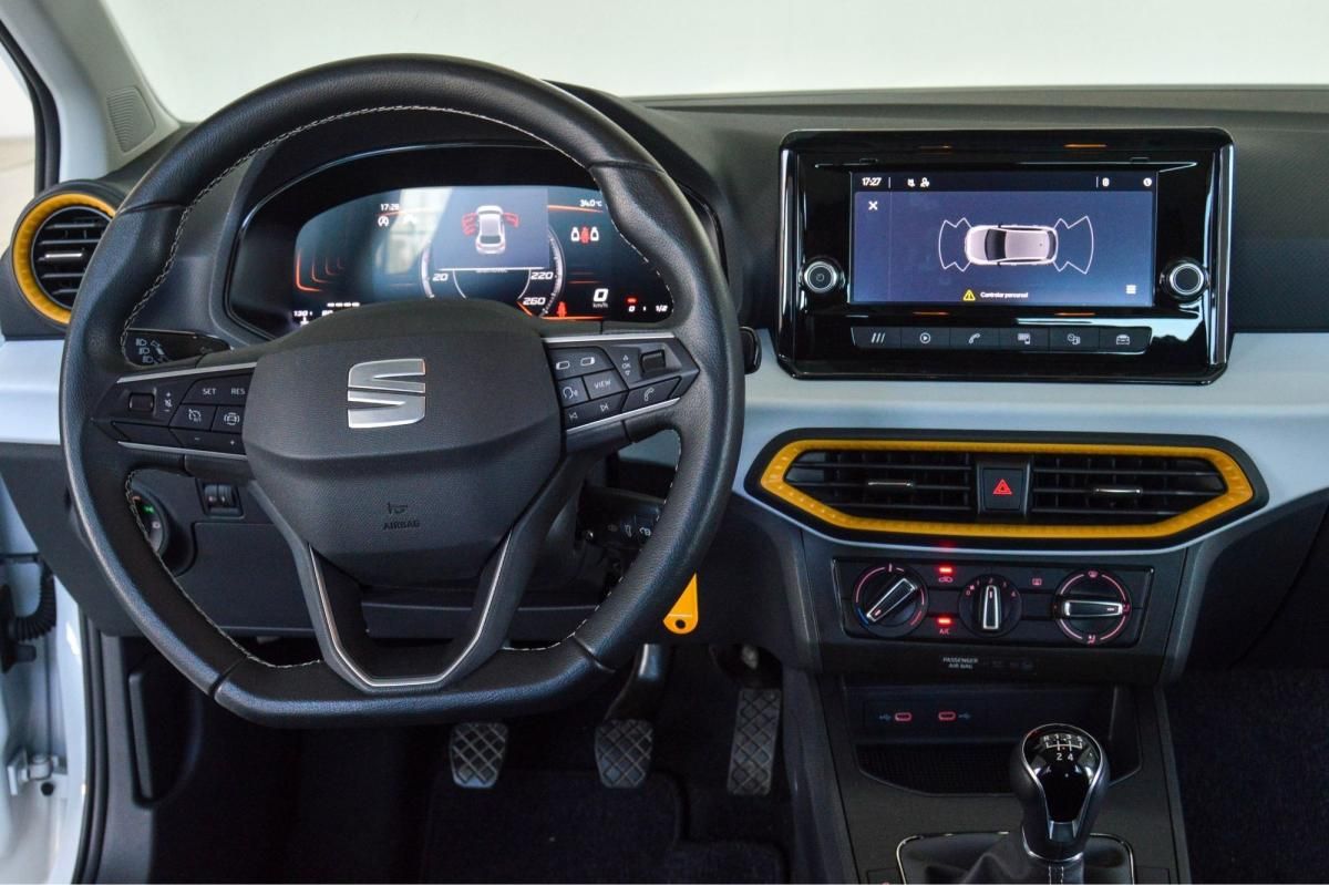 seat-ibiza-2023-gasolina-999cc