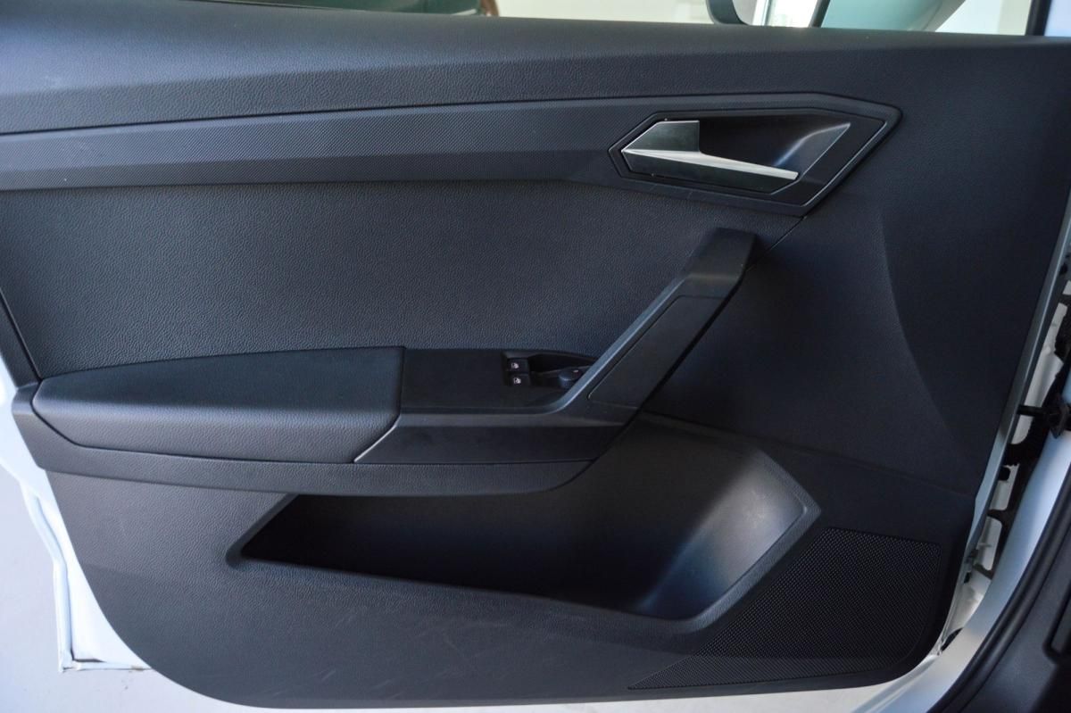 seat-ibiza-2023-gasolina-999cc