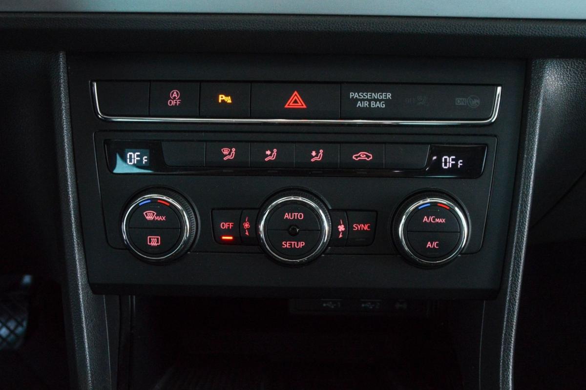 seat-leon-2019-diesel-1598cc