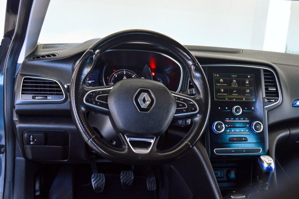 renault-megane-sport-tourer-2020-diesel-1461cc