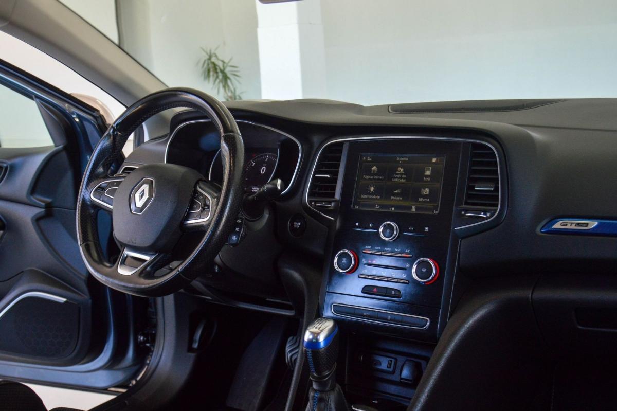 renault-megane-sport-tourer-2020-diesel-1461cc
