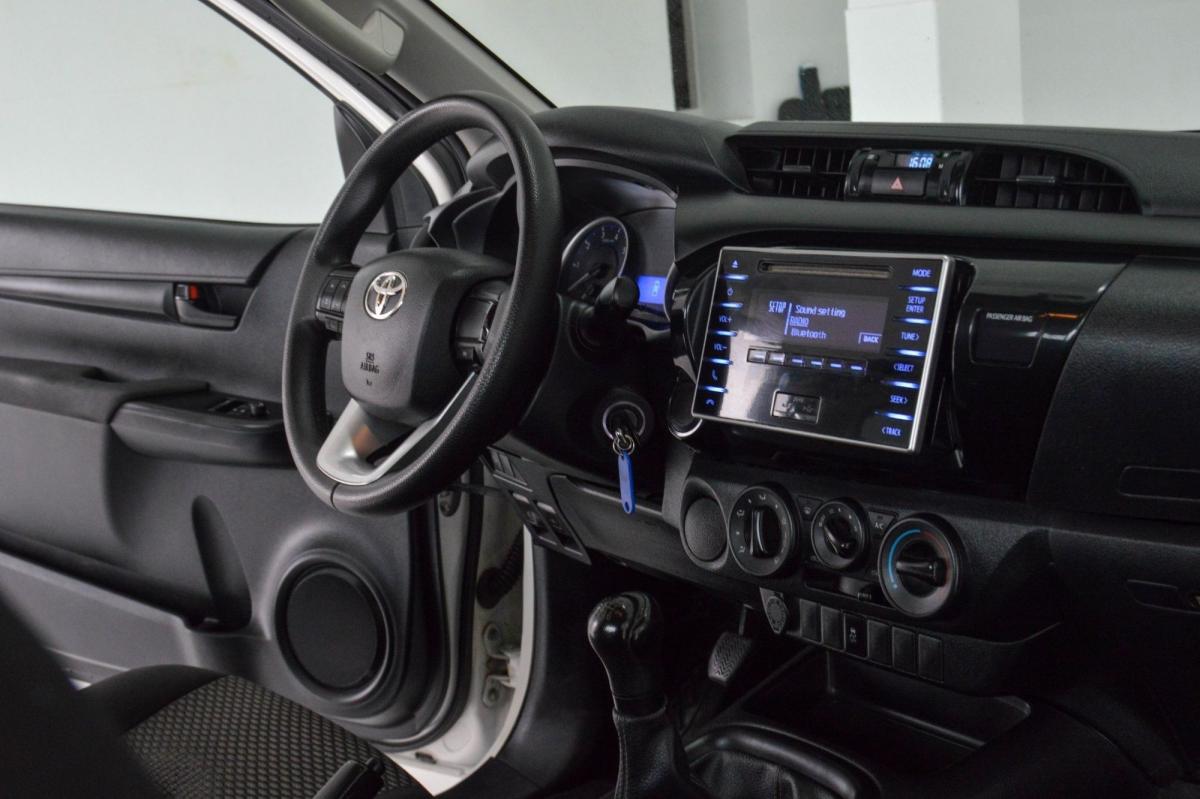 toyota-hilux-2020-diesel-2393cc