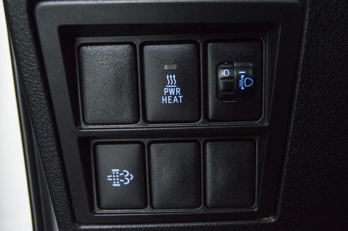 toyota-hilux-2020-diesel-2393cc