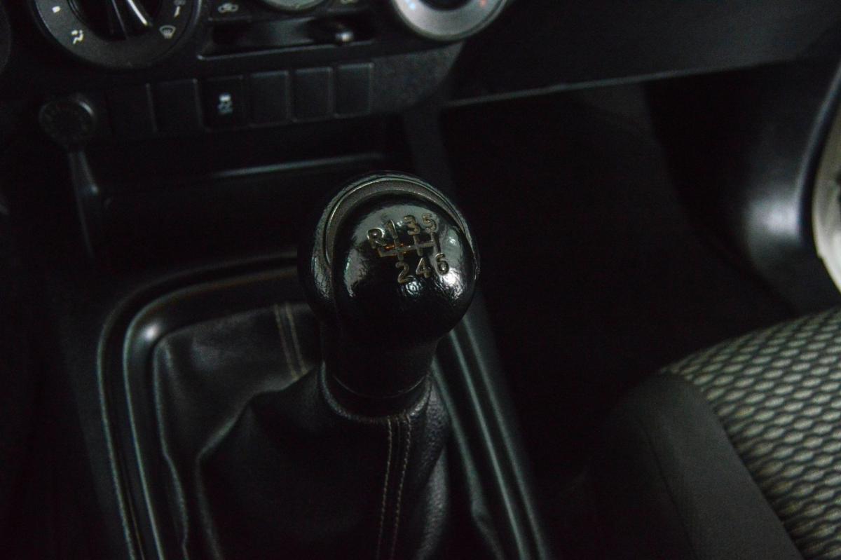 toyota-hilux-2020-diesel-2393cc
