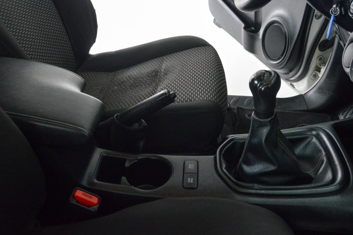 toyota-hilux-2020-diesel-2393cc