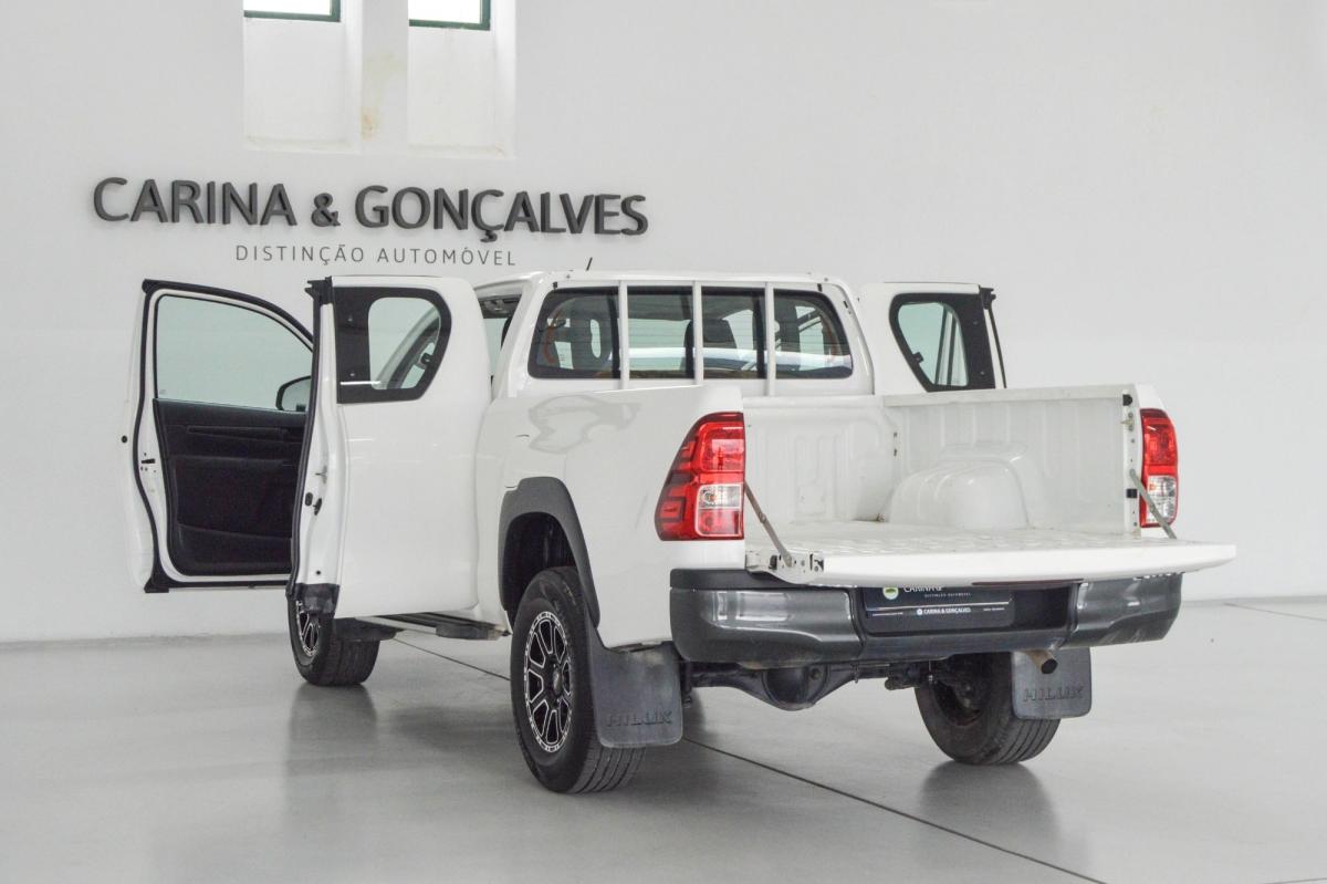 toyota-hilux-2020-diesel-2393cc