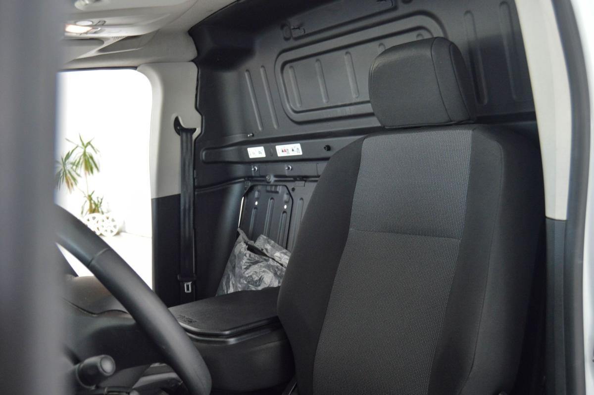 citroen-berlingo-2023-diesel-1499cc