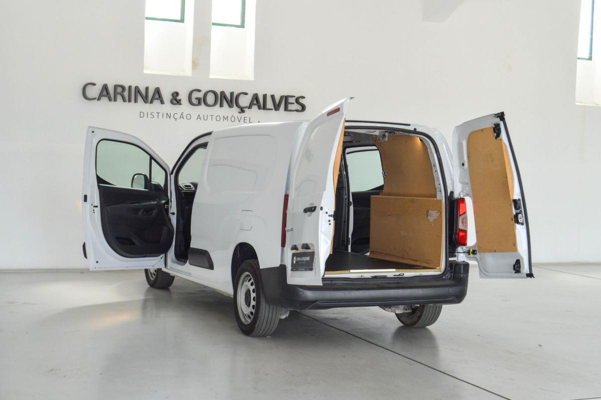 citroen-berlingo-2023-diesel-1499cc